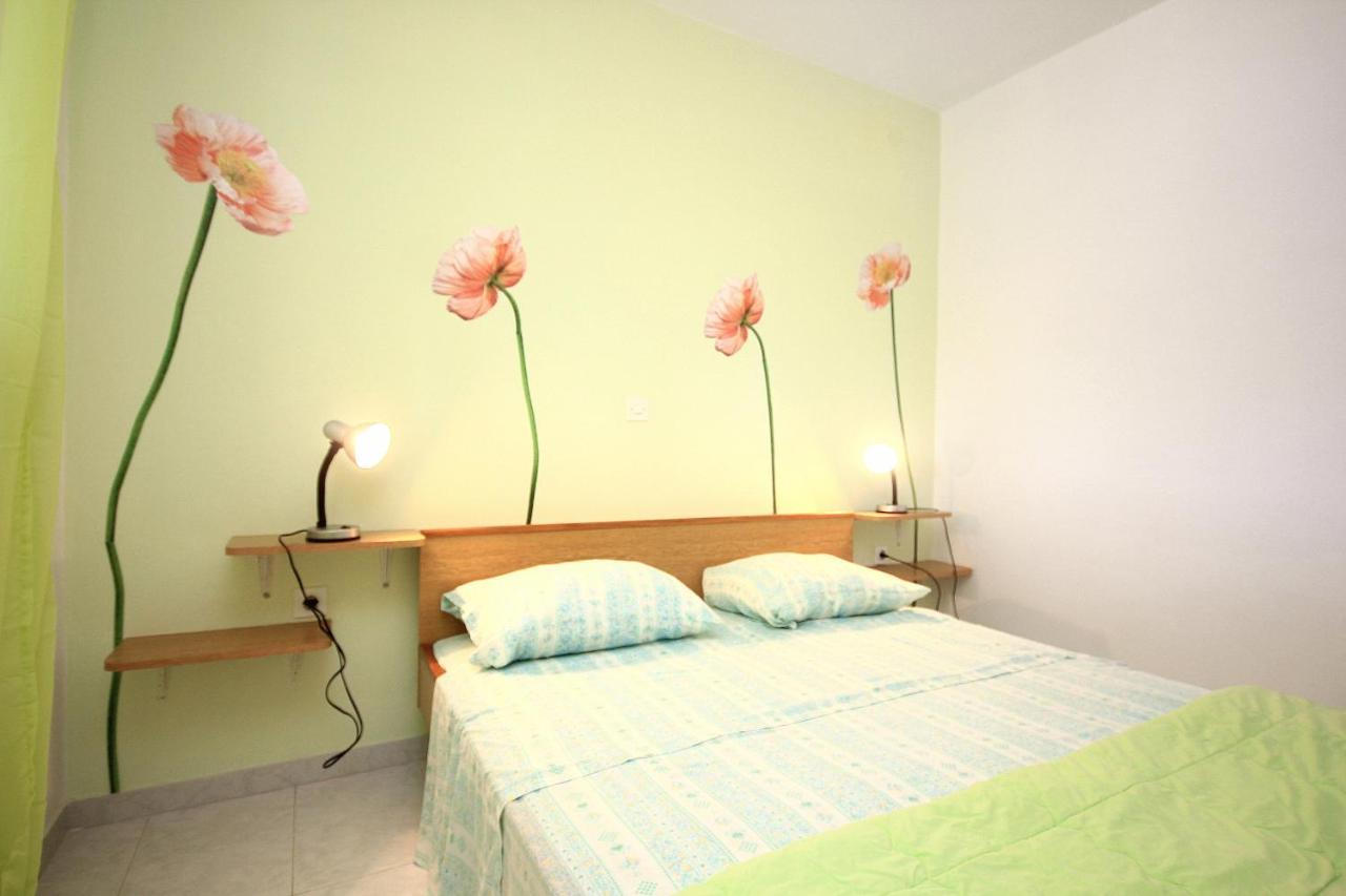 Apartment Tri Zala 174B Zrnovo Экстерьер фото