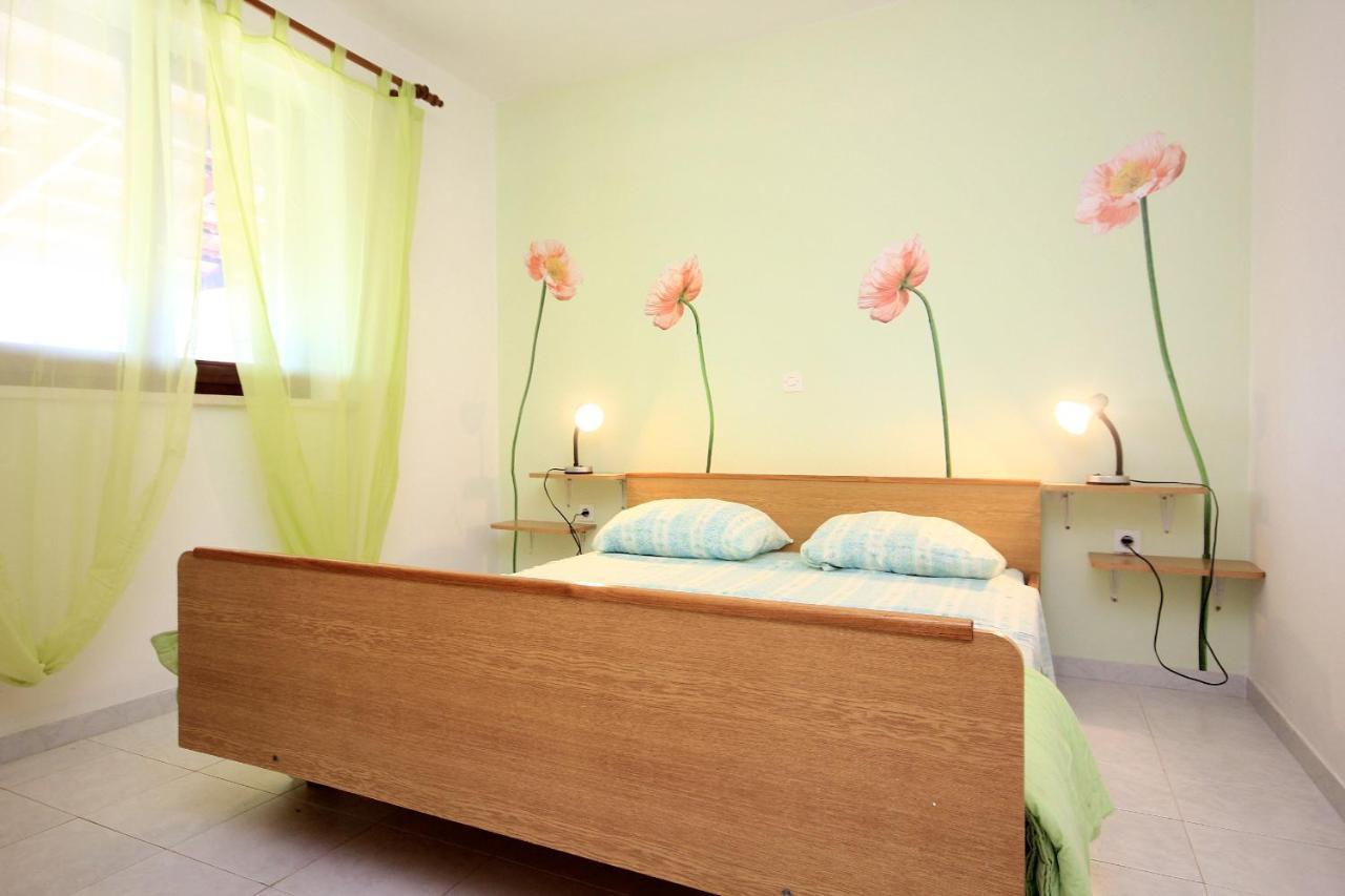 Apartment Tri Zala 174B Zrnovo Экстерьер фото